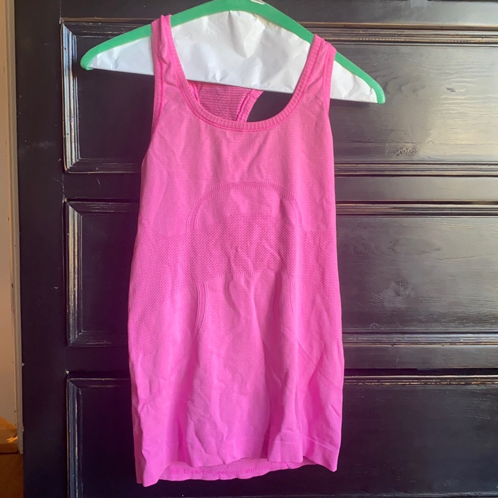 Lululemon pink tank top